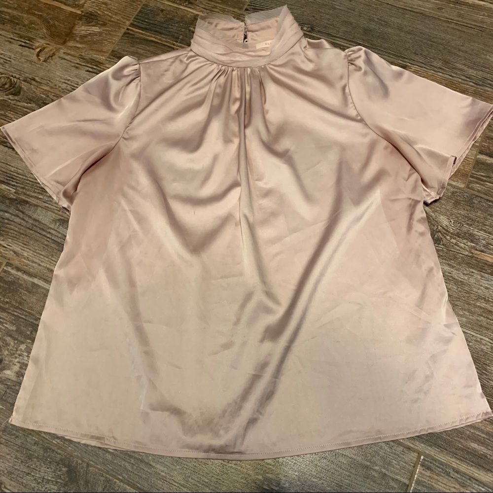 Ellison Blouse short sleeve Size Small